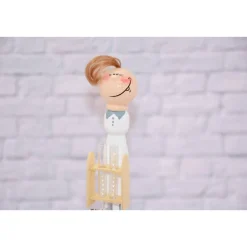 Kreatives Geldgeschenk für Chemieliebhaber – Handgemachte Holzfigur Laborant