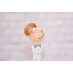 Kreatives Geldgeschenk für Chemieliebhaber – Handgemachte Holzfigur Laborant