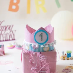 Krone für den Kindergeburtstag, Geburtstagskrone, Kindergeburtstag Krone, Krone für Mädchen, Herzen, Bommeln