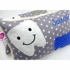 Kuschelkissen  Zahnfeekissen Zahnfee  Wunschnamen Taufkissen Geburtskissen - Schmusekissen Kissen mit Namen
