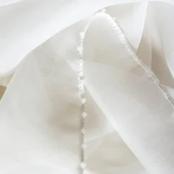 Langes Tuch aus Baumwolle und Seide mit Perlen bestickt