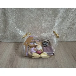 Lavendel & Vanille Geschenkset – Handgemachte Lavendelseife, Badesalz, Vanille-Badekugel, Kerze, Abschminktücher