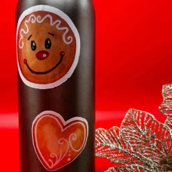 Lebkuchengesicht Vinylsticker – weißer Weihnachtsaufkleber | handgemachte Aquarellkunst