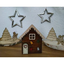 Lebkuchenhaus aus Holz / Wichtelhaus