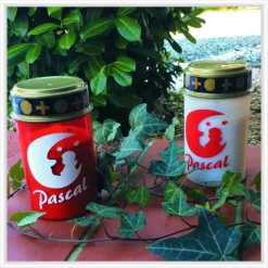 LED Grablicht "Engel auf Mond" in rot oder weiß inklusive Batterien - elektrisches Grablicht mit Namen