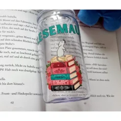 Lesemaus Trinkbecher für Kinder | 470 ml Kunststoffbecher mit Deckel und Edelstahl Strohhalm | Geschenk für kleine Leser