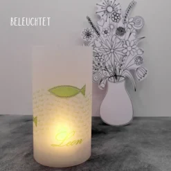 Lichthülle Taufe bunte Fische – personalisierbare Deko aus Transparentpapier