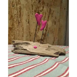 Liebe auf Treibholz, Herzen auf Schwemmholz, Liebe, Hochzeit, Valentinstag