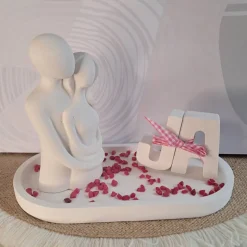 Liebespaar Brautpaar auf Tablett | Geschenk für Paare | Hochzeitsgeschenk | Scandi Style | moderne Raysin Deko weiß