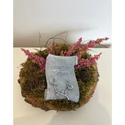 Liebevolles Grabgesteck