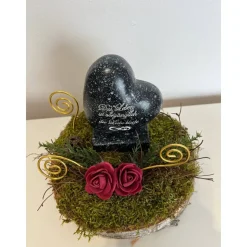 Liebevolles Grabgesteck