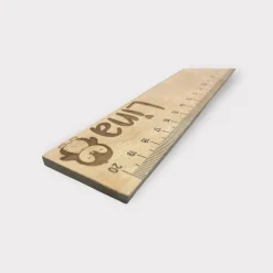 Lineal aus Holz mit Personalisierung - süße Motive für Kinder