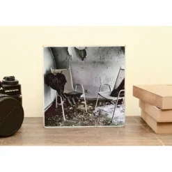 Lost place Fotografie altes Kleid in verlassener Villa Foto auf Holz 13x13 Holzbild Wandbild Dekoration Geschenk für ihn Geschenkidee