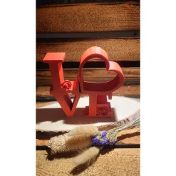 LOVE Schriftzug mit Rosen aus Bio PLA – Nachhaltiges 3D Druck Geschenk