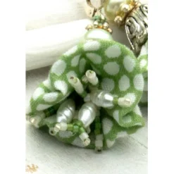 Lässige handgemachte  florale Blüten bohemian hippie Ohrhänger – Unikat, grün