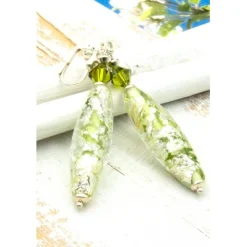 Lässige kleine Ohrhänger aus Glas & Silber in grün – Geschenkidee, Brautschmuck für Frauen