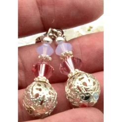 Lässige verspielte Ohrringe aus Metall & Silberfarben, rosa, Unikatschmuck – Geschenkidee für Frauen