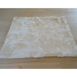 Läufer in goldenem Engel-Dekor. 140 x 45 cm