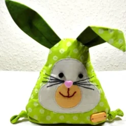 Lustiger, kleiner Hase mit Täschchen für Geldgeschenke, Gutscheine oder liebe Botschaften