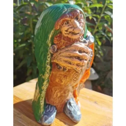 Lustiger Waldschrat aus Keramik