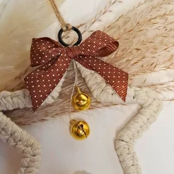 Makramee Stern aus Baumwolle | Handgemachter Weihnachtsbaumanhänger mit Holz & Glöckchen | Boho Weihnachtsdeko handmade