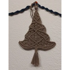 Makramee Tannenbaum Wandbehang – Handgefertigte Weihnachtsdeko aus Baumwollgarn