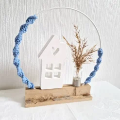 Maritimer Dekoring in Blau und Weiß