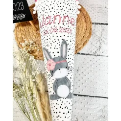 Mädchen Schultüte Hase Marie personalisiert aus Stoff bzw. Musselinstoff 70 cm