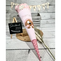 Mädchen Schultüte mit flauschigem Hund Fridolin aus Stoff 70 cm