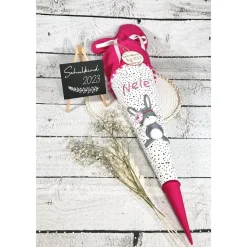 Mädchen Schultüte mit flauschigem Hase Marie aus Stoff 70 cm