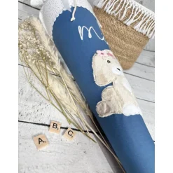 Mädchen Schultüte mit flauschigem Hund aus Stoff 70 cm