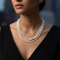 Mehrreihige Glasperlenkette Weiß Champagnerschimmer – Brautschmuck handgefertigt Moonlight Glow