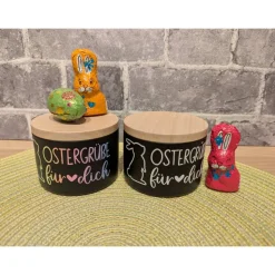 Metall-Geschenkdose „Ostergrüße“ – kleine Osterverpackung in Holzoptik (ca. 6 × 8 cm)