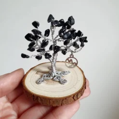 Mini Glücksbaum im Zeichen des Steinbock - Kleiner Drahtbaum mit Edelsteinen Splittern - Sternzeichenbaum