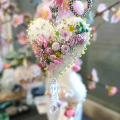 Mini Herz Ornament mit Rosen beidseitig von Hand bestickt als Hochzeitsdeko und Muttertagsgeschenk