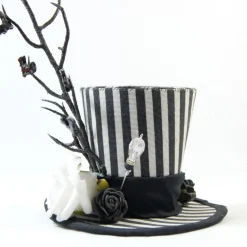 Mini-Hütchen - Gothic Fascinator Ast mit Fledermäusen Rosen gestreift