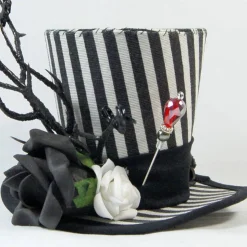Mini-Hütchen - Gothic Fascinator Ast mit Fledermäusen Rosen gestreift