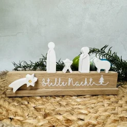 Mini-Krippe Holz & Reliefgießpulver – Edle Weihnachtsdeko aus Eiche