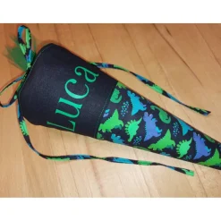 Mini-Schultüte mit Namen, Vorschultüte - Schwarz Dinos personalisierbar