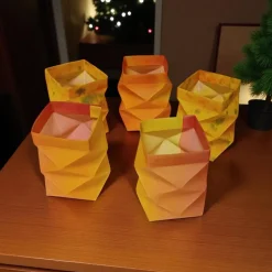 Mittelgroße Laterne Windlicht – Handgefertigt nach Waldorf Art für den Jahreszeitentisch