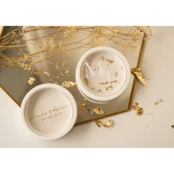 Moderne Ringbox mit personalisierter Acryl-Scheibe | Ein besonderes Accessoire für Deine Hochzeit | Ringkissen