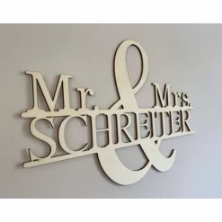 Mr & Mrs Schild personalisiert mit Namen / Wanddeko Geschenkidee zur Hochzeit / Brautpaar