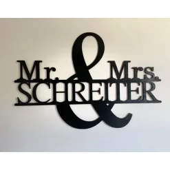 Mr & Mrs Schild personalisiert mit Namen / Wanddeko Geschenkidee zur Hochzeit / Brautpaar