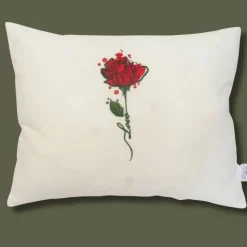 Muttertagsgeschenk Kissen mit roter Rose bestickt Geburtstag Hochzeitstag Valentinstag Rosenkissen