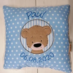 Namenskissen, Kuschelkissen Doodle Stickerei Bärchen, Namen & Geburtsdatum, 40x40 cm, Hülle und Inlett