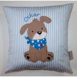 Namenskissen, Kuschelkissen Doodle Stickerei Hund mit Halstuch und Namen 30x30 cm