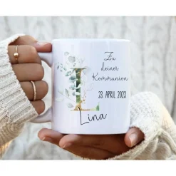 Namenstasse zur Kommunion mit Namen Monogramm lila Blumen personalisiert