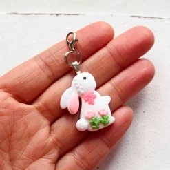 Niedlicher Hasen Anhänger mit Geschenkkarte – Perfekte Kleinigkeit fürs Osternest