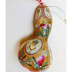 Nikolaus- und Weihnachtsdekoration im Vintage Stil: handbemalte Kunst-Kürbisse mit weihnachtlichen Motiven