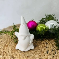 Nordischer Wichtel aus Reliefgießpulver – Weihnachtsdeko & Geschenkidee